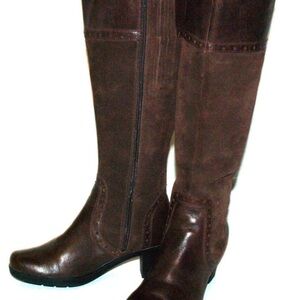 Clarks 100% leather Brown knee high Women’s Boots Size 10M